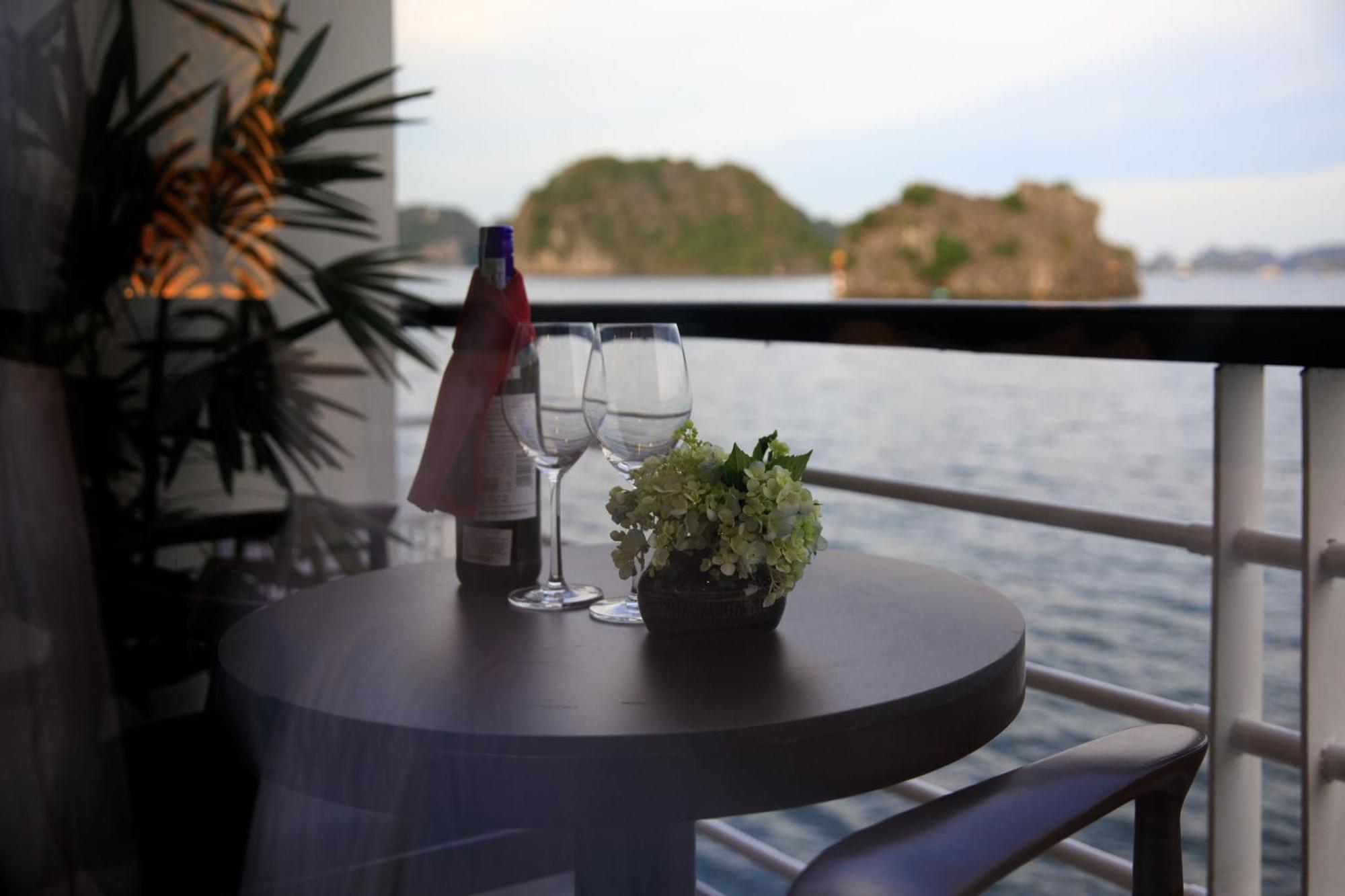 V'Spirit Cruise Hotel Ha Long Bagian luar foto